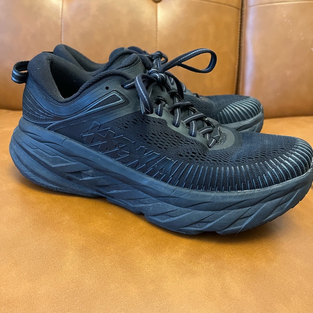 Good used condition. Hoka women’s 7.5